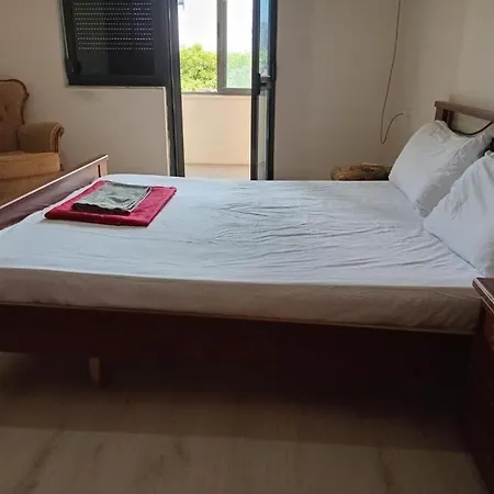 Private Door No 4 * Tirana